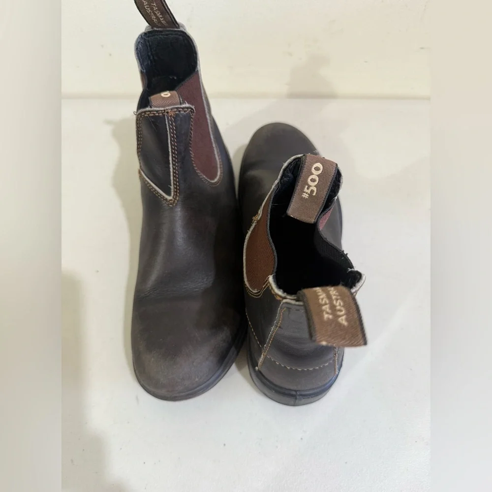 Blundstone Dark Brown Chelsea Pull-On Boots